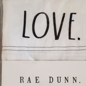 Rae Dunn pillow case set